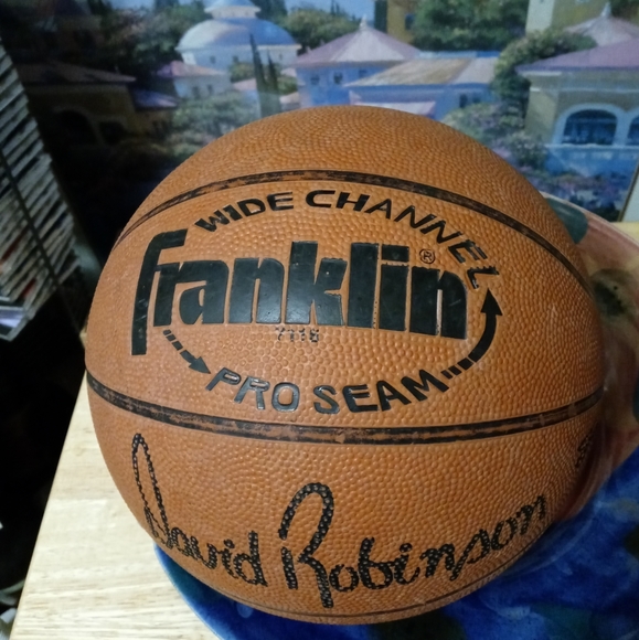 🏀RARE DAVID ROBINSON SPURS BALL🏀 - Picture 10 of 10